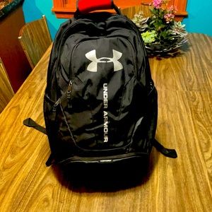 Under Armor storm back pack